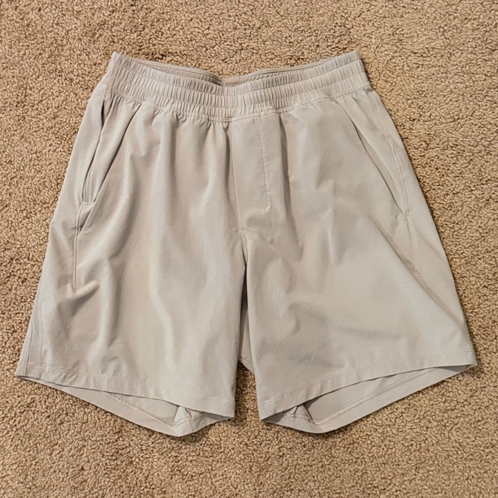 Men's Lululemon Athletica Pace Breaker Short Lined - 7” Inseam
